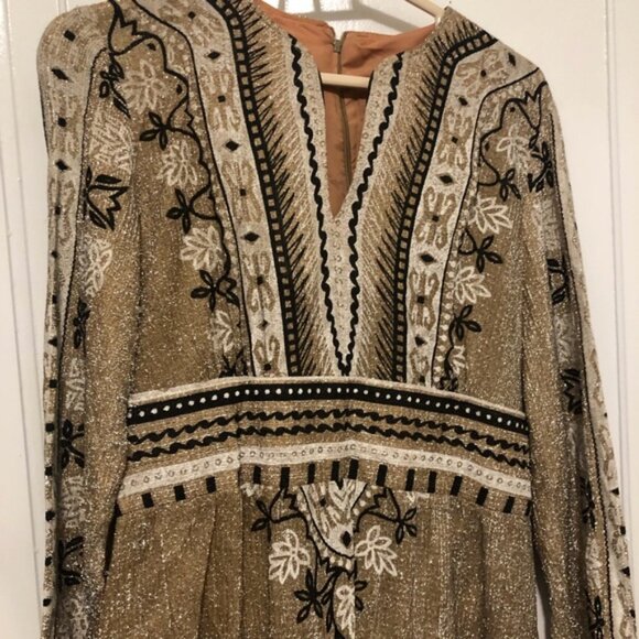 Vintage PLUS Elegant Miss Early 60s Lurex Gold Lame Egyptian Themed Dress - Picture 12 of 12